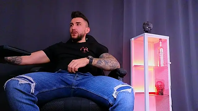 MightyAaron66 online show from 02/25/25, 10:15