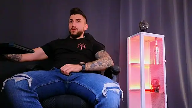 MightyAaron66 online show from 02/26/25, 07:42