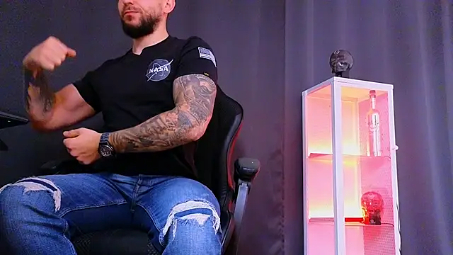 MightyAaron66 online show from 03/05/25, 09:27