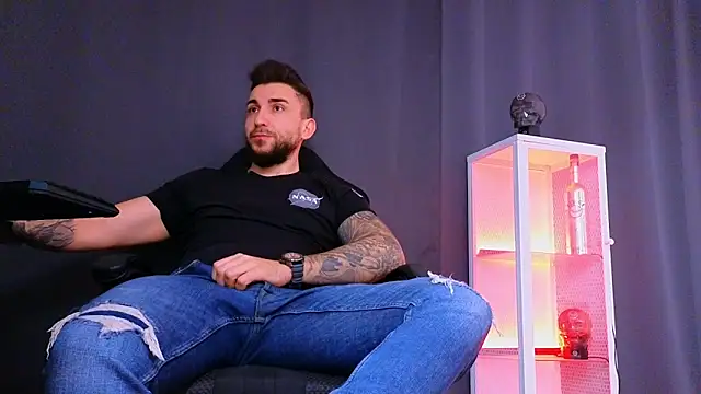 MightyAaron66 online show from 03/06/25, 05:57