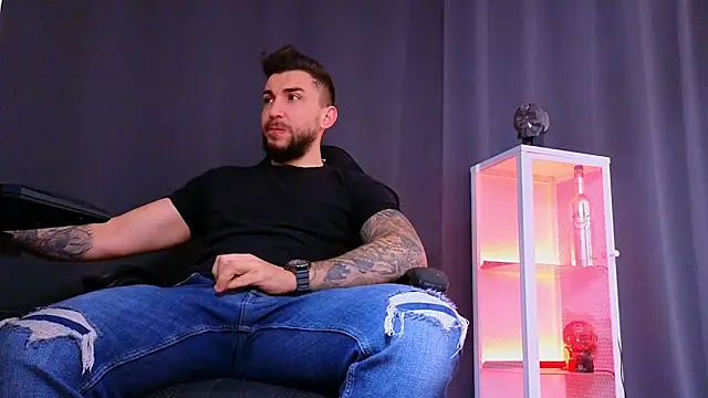 MightyAaron66 online show from 03/08/25, 07:27