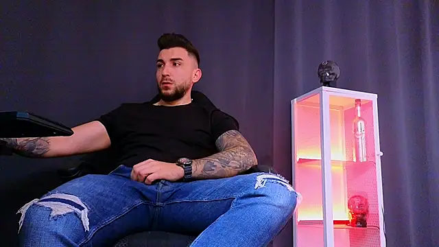 MightyAaron66 online show from 03/12/25, 06:29