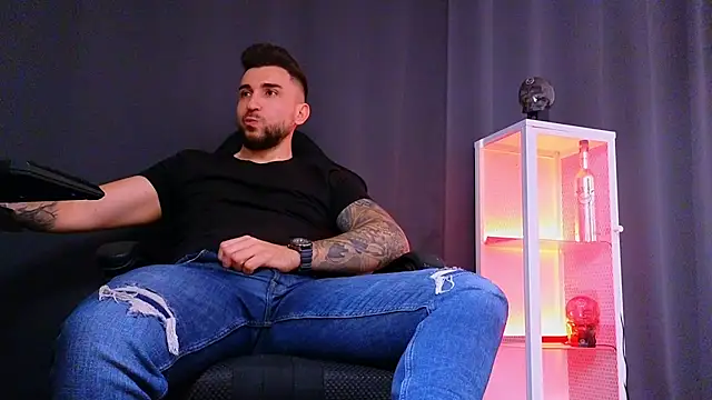 MightyAaron66 online show from 03/12/25, 09:34