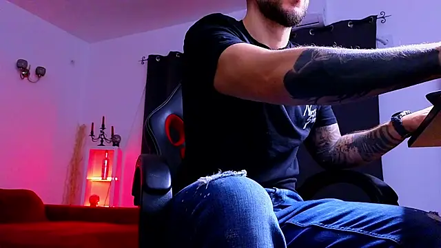 MightyAaron66 online show from 09/30/25, 02:27