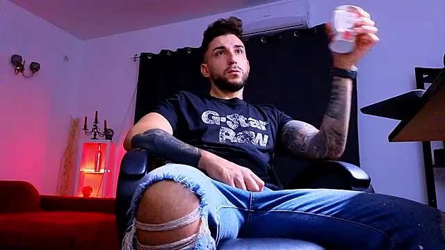 MightyAaron66 online show from 10/11/25, 03:28