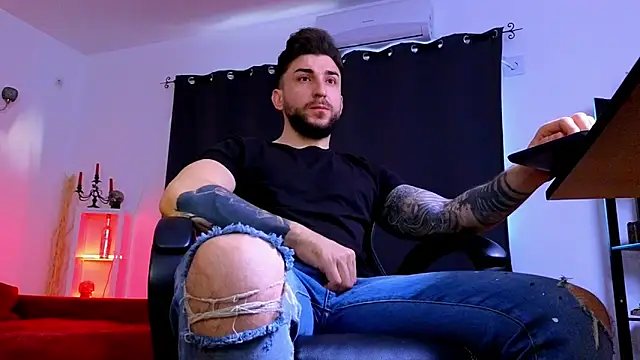 MightyAaron66 online show from 04/13/26, 04:18