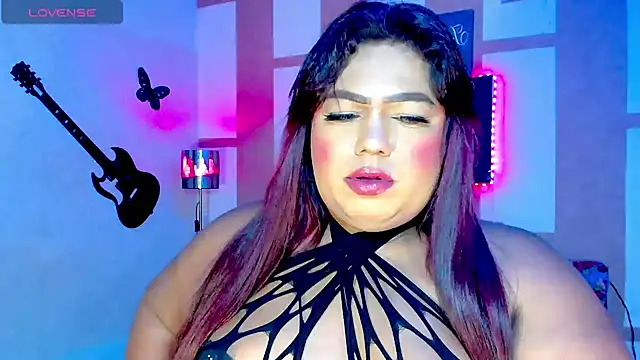 Snapshot of OpraxBellinda chatting on 06/07/26, 03:43 OpraxBellinda online show from 06/07/26, 03:43