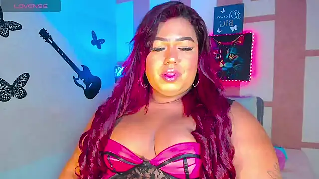 Snapshot of OpraxBellinda chatting on 06/19/26, 03:22 OpraxBellinda online show from 06/19/26, 03:22