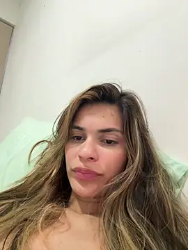 cuteluci  online show from 01/28/25, 02:10