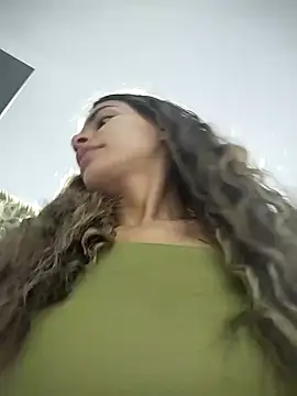 cuteluci  online show from 03/19/25, 10:55