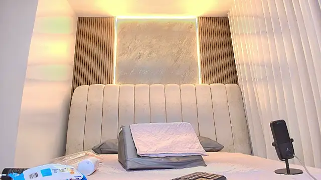 kata hazel online show from 02/27/26, 07:14