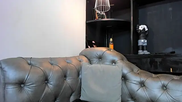 HeellBoy  online show from 12/05/25, 03:15