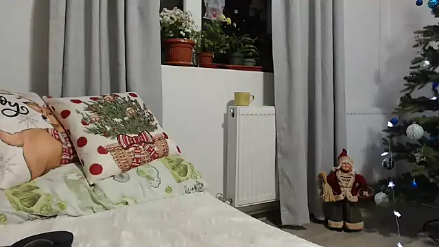 SweetMaddy888 online show from 12/08/24, 05:11