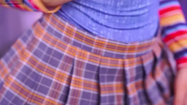 Snapshot of Tella_dream chatting on 10/31/25, 09:43 Tella dream online show from 10/31/25, 09:43