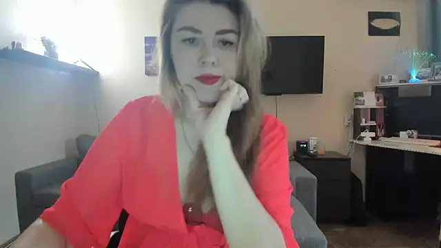 Snapshot of SofiaBells chatting on 11/14/25, 10:58 SofiaBells online show from 11/14/25, 10:58