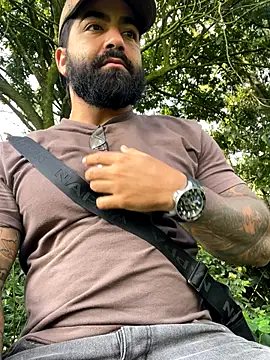 Lyon vach online show from 10/26/25, 01:39