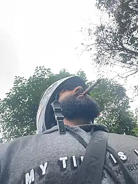 Lyon vach online show from 12/05/25, 04:58