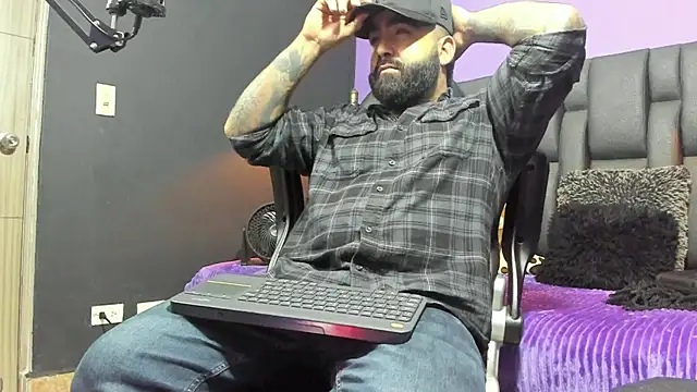 Lyon vach online show from 04/16/26, 02:01