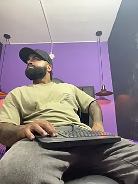 Lyon vach online show from 04/17/26, 12:57