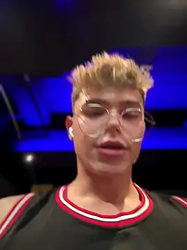 PRINCE STEV online show from 09/30/25, 09:31