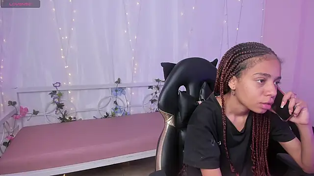 Abigail Wilson  online show from 01/18/25, 08:09