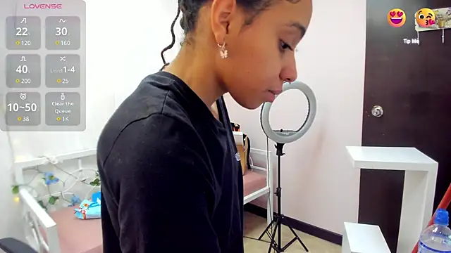 Abigail Wilson  online show from 03/15/25, 11:39