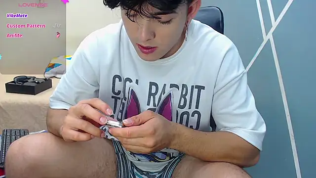 nolan twink1 online show from 03/08/25, 08:46