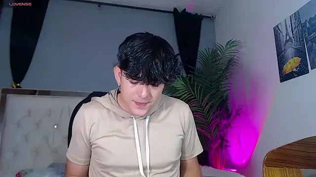 nolan twink1 online show from 09/19/25, 06:08