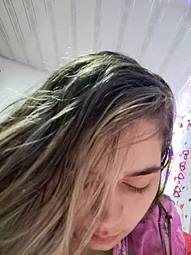 LaurenWelly  online show from 02/21/25, 02:50