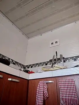 LaurenWelly  online show from 04/12/26, 08:36