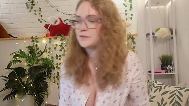 MonicaAsis online show from 10/02/25, 05:31