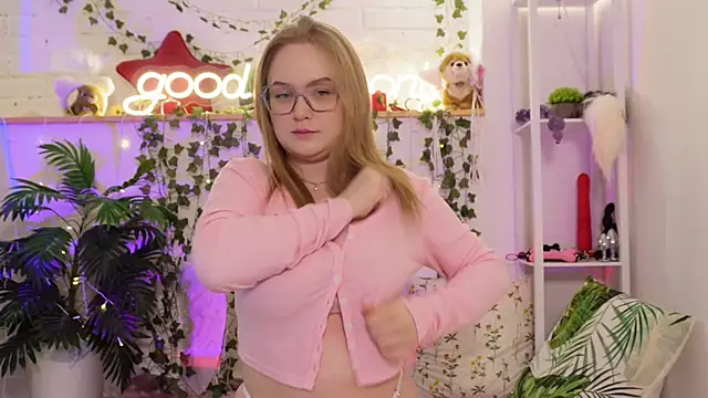 MonicaAsis online show from 02/12/26, 06:14