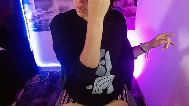 Snapshot of daniela_rivasth chatting on 02/26/25, 05:53 daniela rivasth online show from 02/26/25, 05:53