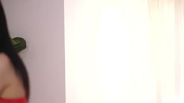 Snapshot of HaylieMilf chatting on 02/14/25, 08:21 HaylieMilf online show from 02/14/25, 08:21