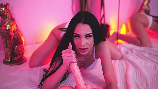 Snapshot of HaylieMilf chatting on 02/11/26, 06:02 HaylieMilf online show from 02/11/26, 06:02