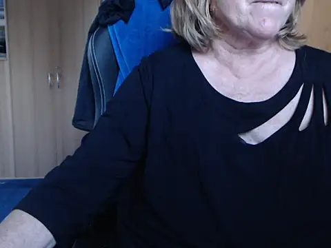 Snapshot of _sunshine__ chatting on 05/22/26, 06:57 sunshine online show from 05/22/26, 06:57