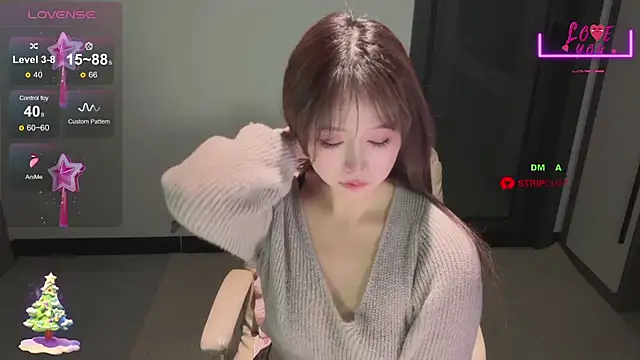 Snapshot of -Yokyo chatting on 03/05/25, 09:26 -Yokyo online show from 03/05/25, 09:26