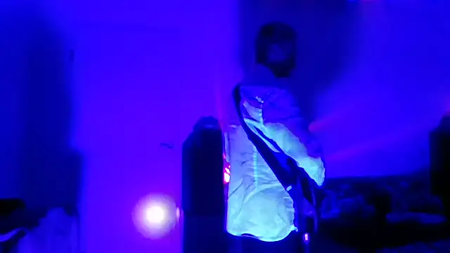 Snapshot of brunoguunot chatting on 02/01/26, 12:31 brunoguunot online show from 02/01/26, 12:31