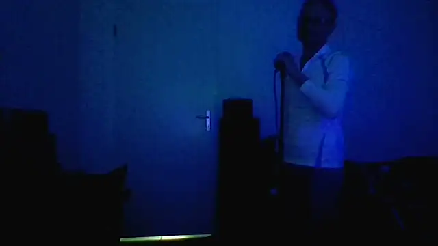 Snapshot of brunoguunot chatting on 03/05/26, 02:35 brunoguunot online show from 03/05/26, 02:35