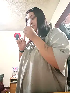 CORALINE GREYM online show from 11/03/25, 05:42