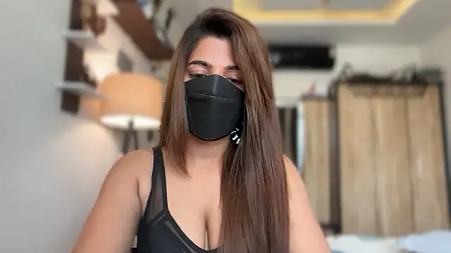 Hotty-Sana online show from 04/11/26, 06:07