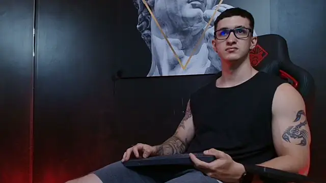 JacksonOlsenn online show from 09/24/25, 08:23