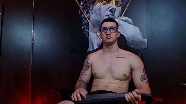 JacksonOlsenn online show from 10/02/25, 06:59