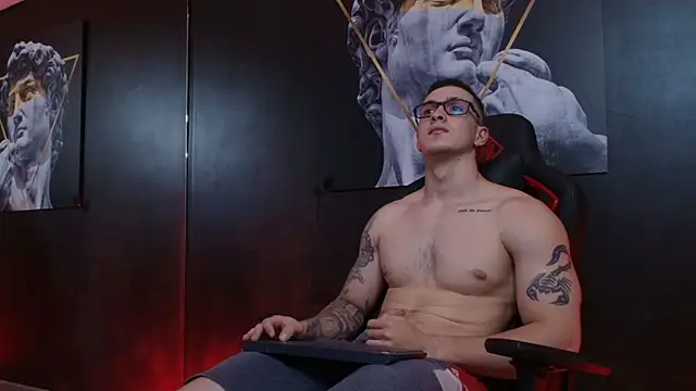 JacksonOlsenn online show from 10/15/25, 09:04