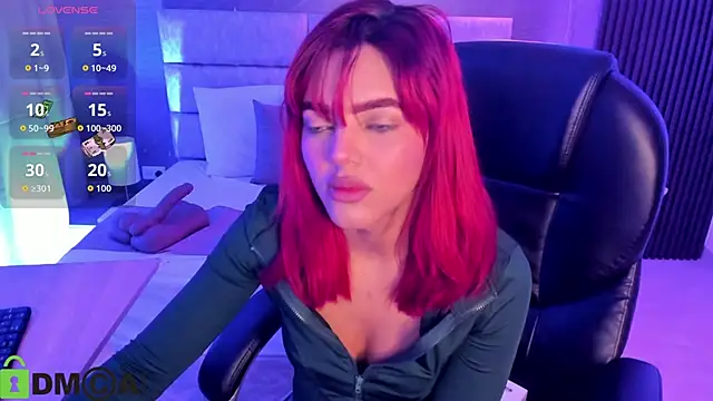 Cristal  adams online show from 10/03/25, 12:57