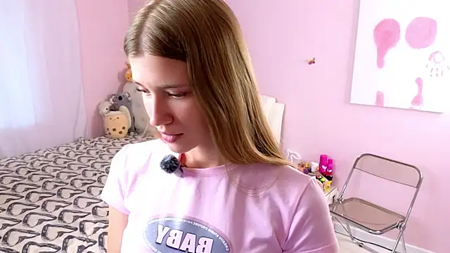 AnneFoxy online show from 07/18/26, 09:24