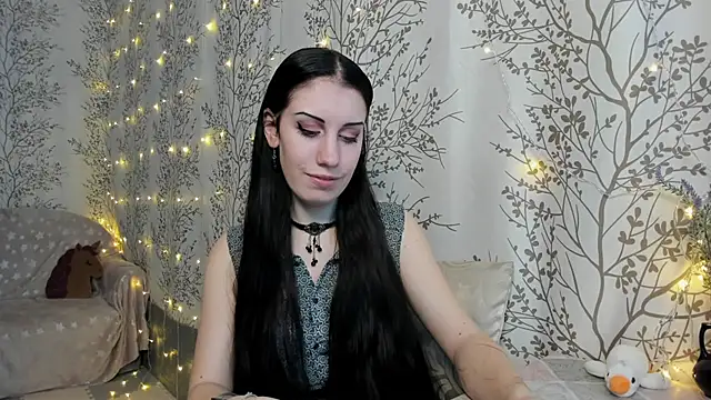 Mary0Lou online show from 12/06/24, 03:30