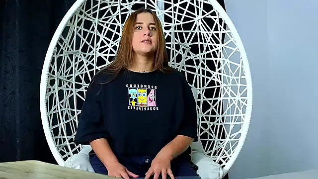 Snapshot of Catherine_summer1 chatting on 11/29/25, 06:05 Catherine summer1 online show from 11/29/25, 06:05