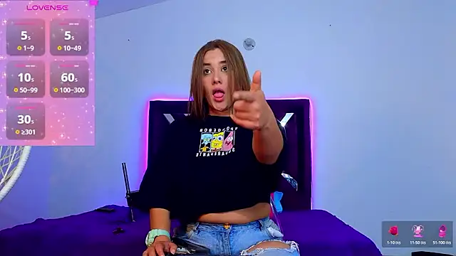 Snapshot of Catherine_summer1 chatting on 01/11/26, 04:50 Catherine summer1 online show from 01/11/26, 04:50