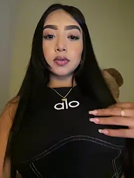 Snapshot of SOPHIACANDY19_ chatting on 02/22/25, 08:20 SOPHIACANDY19  online show from 02/22/25, 08:20